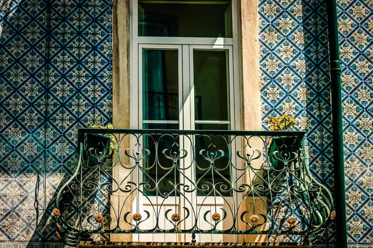 Model Balkon Minimalis Terbaru Minimalis Klasik